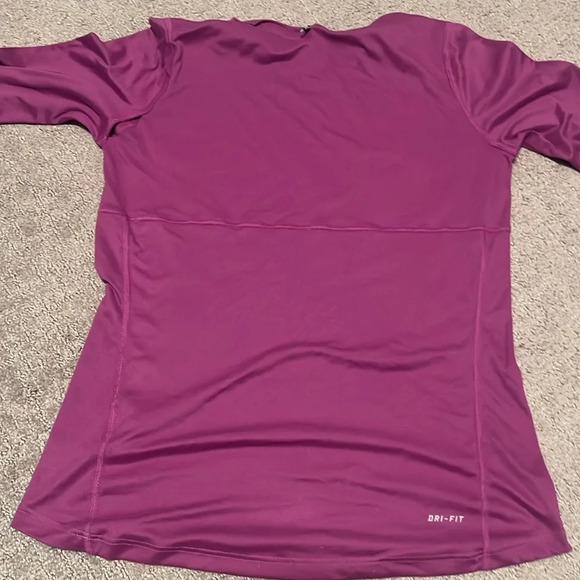 NIKE dry fit running top, M. Worn but good used condition - Picture 4 of 8
